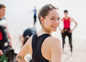 浮潛是什么意思？深潛和浮潛有什么區(qū)別？?