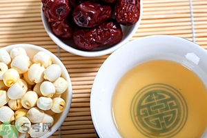 喝蓮子心能減肥嗎？蓮子心泡茶喝能減肥嗎？