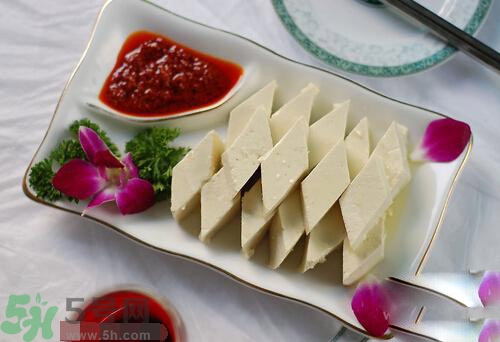腎結石可以吃豆腐嗎？腎結石吃豆腐好嗎？