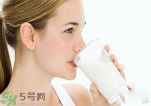 羊奶是酸性還是堿性？羊奶是堿性嗎？