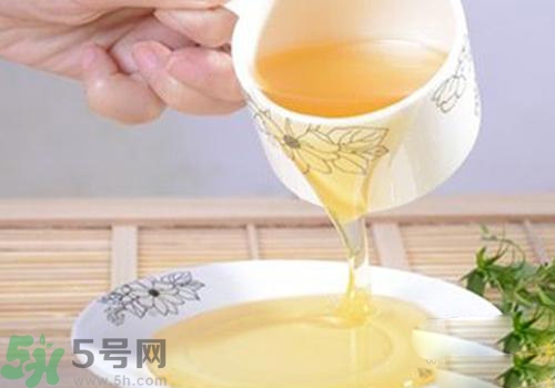 一天喝多少蜂蜜水合適？怎么正確喝蜂蜜水？