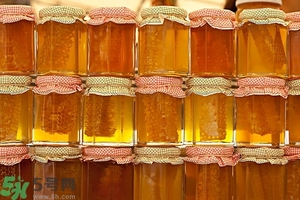 蜂蜜水一天喝幾次最好？一天喝多少蜂蜜水最好？