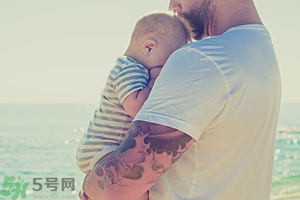 洗紋身要多久才能洗掉？洗紋身后多久能沾水？