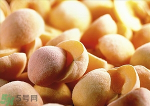 懷孕初期能吃水蜜桃嗎？孕早期吃水蜜桃好嗎？哺乳期能吃水蜜桃嗎？