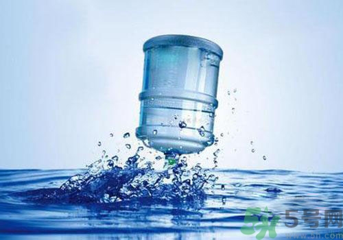 礦泉水和純凈水的區(qū)別是什么？礦泉水和純凈水哪個好？