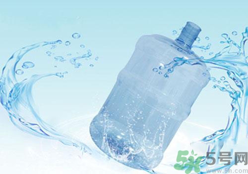 礦泉水和純凈水的區(qū)別是什么？礦泉水和純凈水哪個(gè)好？