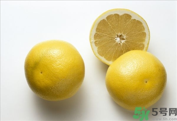 柚子是熱性的嗎？吃柚子要注意什么？