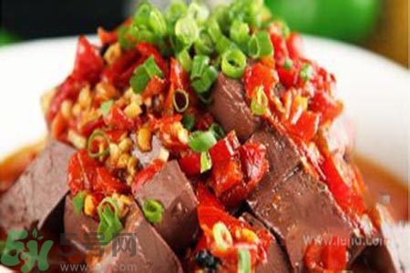 吃豬血會(huì)上火嗎？上火可以吃豬血嗎？