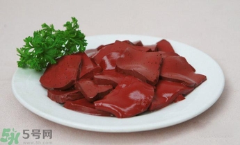 做完手術(shù)可以吃豬血嗎？手術(shù)后可以吃豬血嗎？