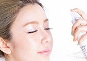 保濕噴霧可以當(dāng)爽膚水嗎？保濕噴霧和爽膚水有什么區(qū)別？