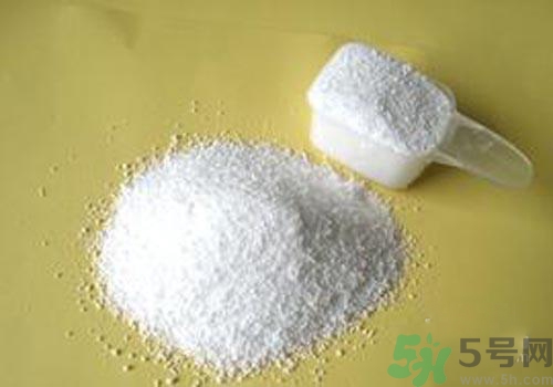 用洗衣粉手發(fā)熱是怎么回事？洗衣粉傷手怎么辦？