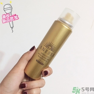 安耐曬噴霧和乳液哪個好？安耐曬噴霧和乳液區(qū)別