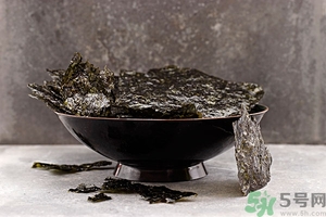 紫菜會發(fā)霉嗎？吃紫菜有什么好處和壞處？