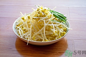 豆芽可以生吃嗎？豆芽炒粉條的家常做法