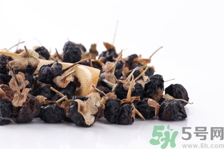 黑枸杞小孩可以吃嗎？黑枸杞小孩吃有什么好處？