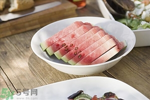 如何辨別西瓜生熟？怎么看西瓜熟不熟？