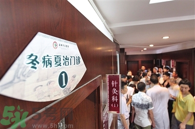 經(jīng)期可以貼三伏貼嗎？來月經(jīng)可以貼三伏貼嗎？