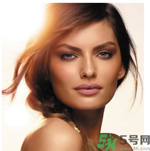 夏季如何保養(yǎng)皮膚？夏季為什么要保養(yǎng)皮膚？