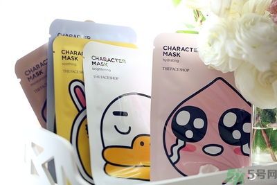 菲詩小鋪臉譜面膜怎么樣？菲詩小鋪Kakao Friends臉譜面膜好用嗎？