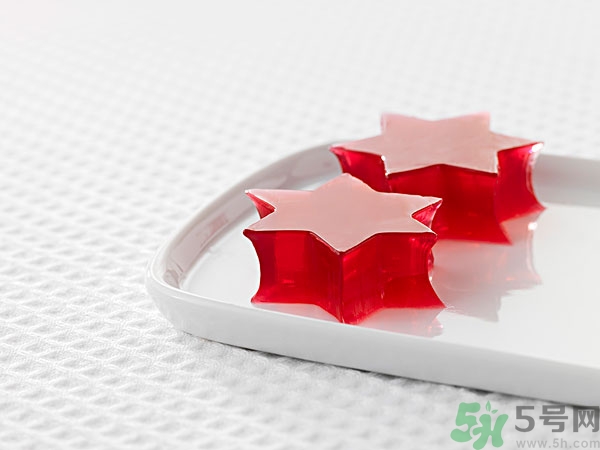 果凍吃了會胖嗎？果凍的熱量高嗎？