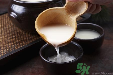 米酒是酸性還是堿性？米酒是堿性的嗎？