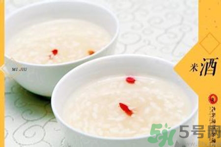 米酒有黑點(diǎn)是怎么回事？米酒有黑點(diǎn)能喝嗎？