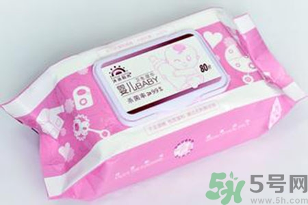 濕巾紙可以擦臉嗎？濕巾擦臉會(huì)過(guò)敏嗎？
