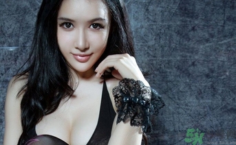 美瞳帶著磨眼睛咋辦？戴美瞳眼睛紅怎么辦？