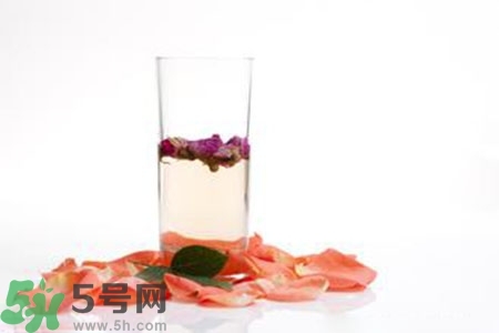 女性秋季養(yǎng)生喝什么茶？適合女性秋季飲用的茶品推薦