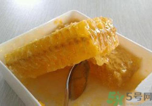 糖尿病可以吃蜂膠嗎？吃蜂膠降血糖嗎？