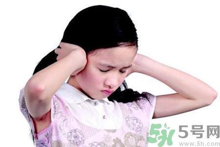 耳朵嗡嗡響怎么治療？耳朵嗡嗡響吃什么藥？