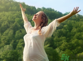 孕婦濕氣重怎么辦？孕婦濕氣重的表現(xiàn)癥狀？