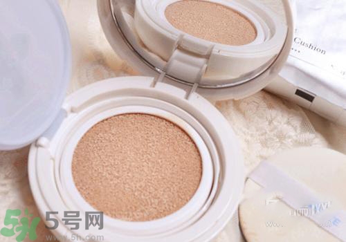 cc霜和防曬霜哪個(gè)先用？cc霜和防曬霜的使用順序