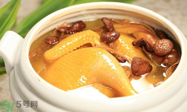 產(chǎn)后喝雞湯有什么好處？產(chǎn)后雞湯做法推薦