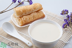 豆奶粉結(jié)塊還能喝嗎？豆奶粉分層還能喝嗎？