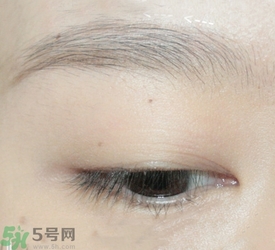 戴眼鏡怎么化妝？眼鏡妝怎么畫(huà)