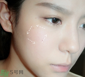 戴眼鏡怎么化妝？眼鏡妝怎么畫(huà)