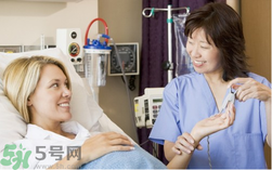 剖腹產(chǎn)后多久來月經(jīng)？剖腹產(chǎn)后月經(jīng)不調(diào)的表現(xiàn)？
