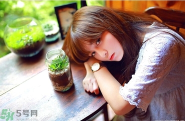 美瞳怎么分左右眼？戴美瞳能睡覺嗎？