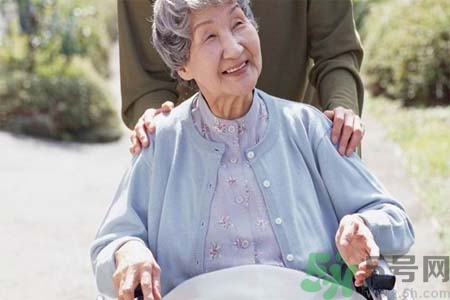 帕金森的易發(fā)人群有哪些？如何預(yù)防帕金森？