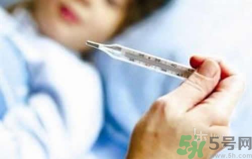 寶寶發(fā)燒多少度要吃退燒藥？寶寶發(fā)燒退燒藥多久吃一次？