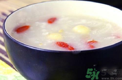 秋天喝什么粥比較好？秋天喝粥的好處