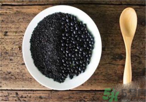 眼睛干澀吃什么好？眼睛疲勞吃什么好？