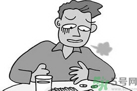 長期酗酒會引起心絞痛嗎？引起心絞痛的原因有哪些？