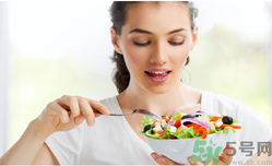 秋季如何保養(yǎng)腸胃？秋季吃什么對腸胃好？