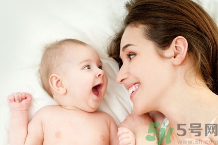 如何預防女性乳頭痛？女性需注意乳房的哪些問題？