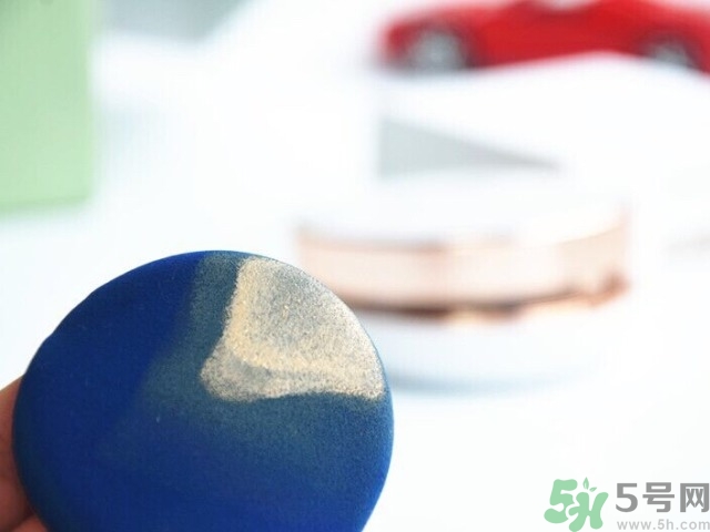 age20s粉底霜怎么用？愛紀二十粉底霜使用方法