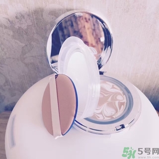 age20s粉底霜怎么用？愛紀二十粉底霜使用方法