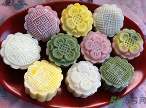 冰皮月餅怎么吃？冰皮月餅怎么吃對(duì)身體好
