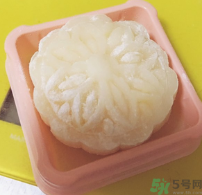 冰皮月餅怎么吃？冰皮月餅怎么吃對(duì)身體好